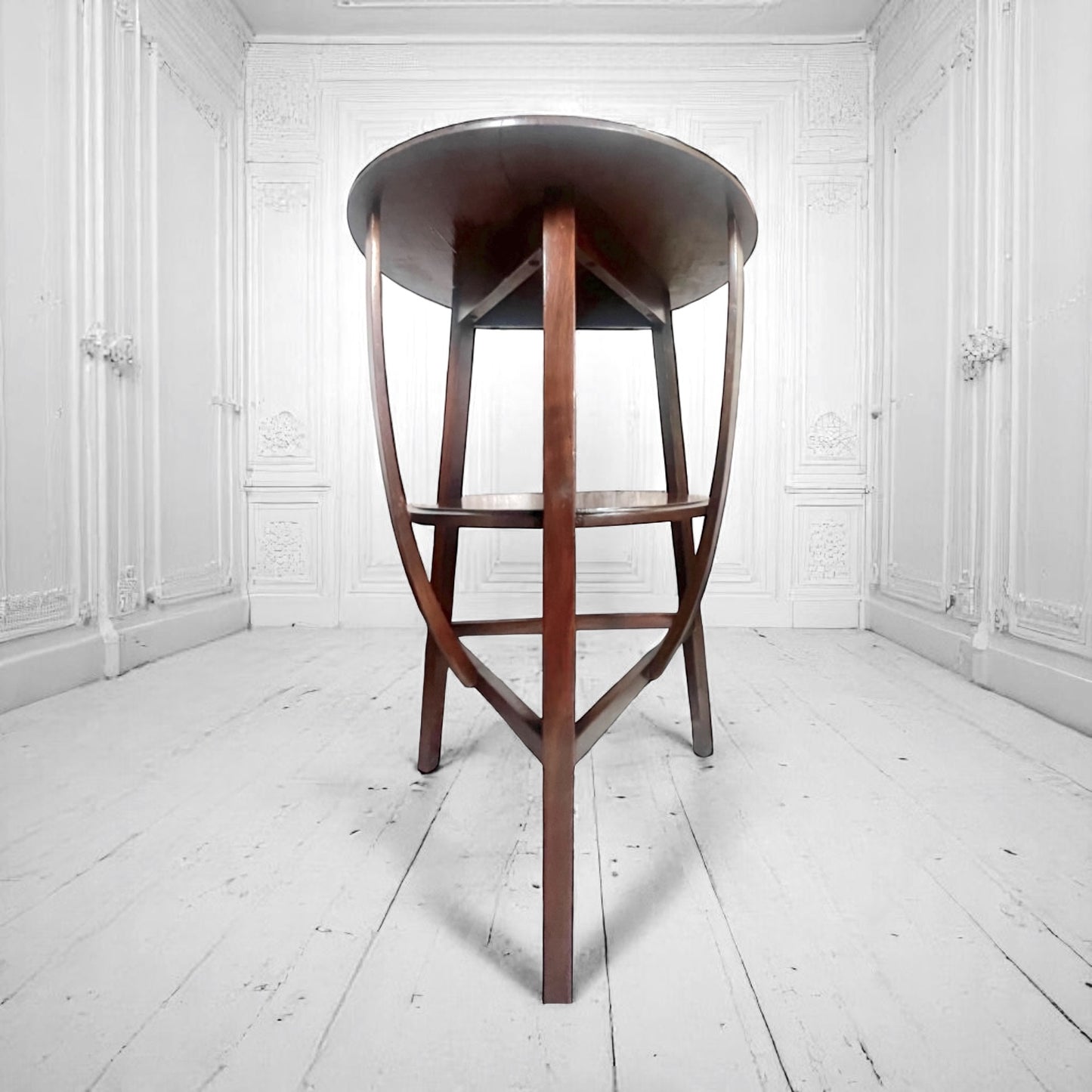 Art Deco early Modernist mahogany round side table