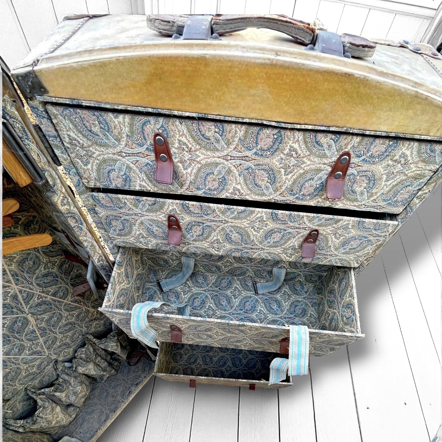 Art Deco 1920s Wardrobe Trunk Gentleman’s Antique Luggage Chest, Vintage Steamer