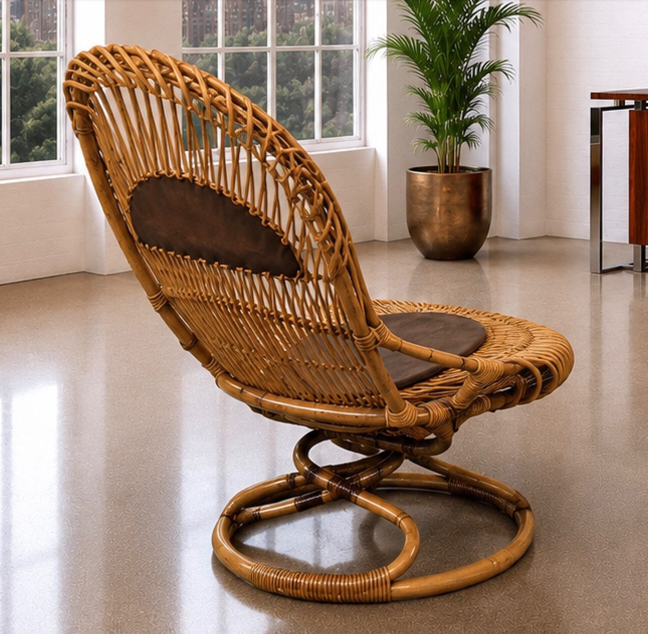 Rare Italian Mid-Century Tito Agnoli for Bonacina Bamboo & Leather Lounge Chair