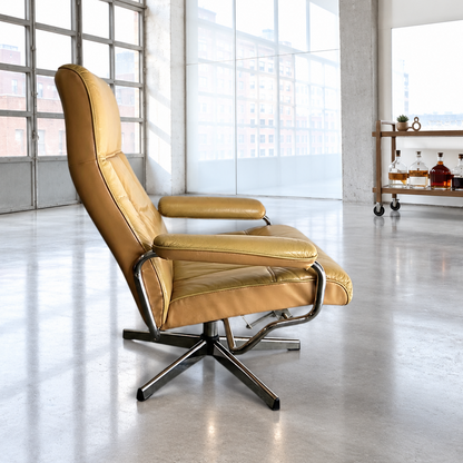 Skoghaug Model N Norwegian Cognac Leather Recliner Swivel Chair 1970