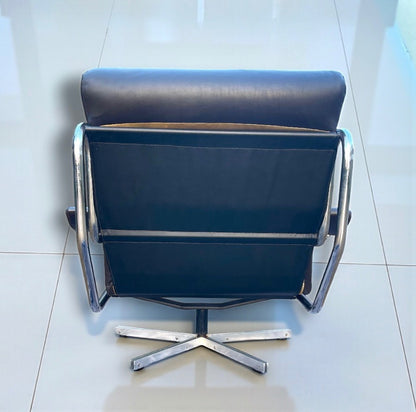 Tim Bates Pieff Alpha Original Brown Leather & Chrome Swivel Lounge Chair 1970s