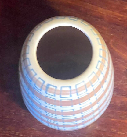 Poole Pottery 1950'S Freeform Vase- 685 PJB by Alfred Read.