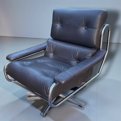Tim Bates Pieff Alpha Original Brown Leather & Chrome Swivel Lounge Chair 1970s